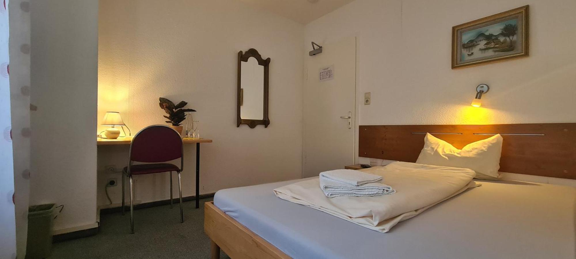 Hotel Lamm Stuttgart Room photo