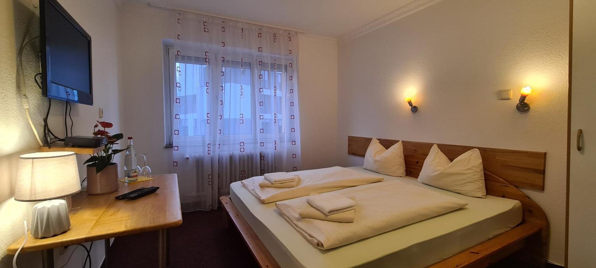 Hotel Lamm Stuttgart Room photo