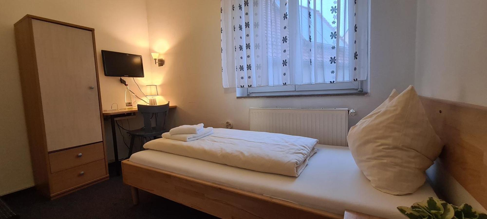 Hotel Lamm Stuttgart Room photo